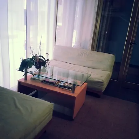 Family Kredo Hotel *